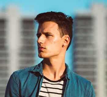 短信验证码轰炸平台